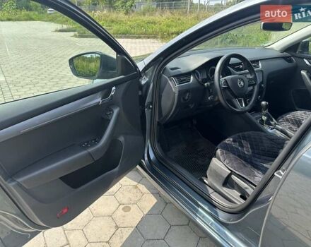 Серый Шкода Октавия, объемом двигателя 1.97 л и пробегом 210 тыс. км за 18500 $, фото 23 на Automoto.ua