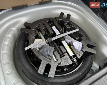 Серый Шкода Октавия, объемом двигателя 2 л и пробегом 259 тыс. км за 14970 $, фото 89 на Automoto.ua