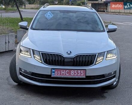 Серый Шкода Октавия, объемом двигателя 2 л и пробегом 238 тыс. км за 16299 $, фото 2 на Automoto.ua
