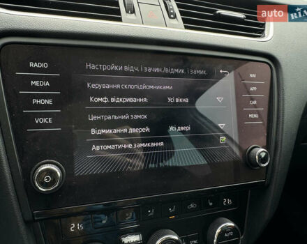 Серый Шкода Октавия, объемом двигателя 2 л и пробегом 259 тыс. км за 14970 $, фото 59 на Automoto.ua