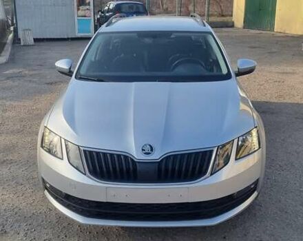 Сірий Шкода Октавія, об'ємом двигуна 1.5 л та пробігом 125 тис. км за 16200 $, фото 15 на Automoto.ua