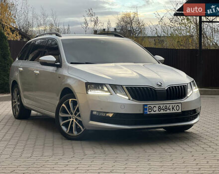 Шкода Октавия 2019 в Дрогобыче на Automoto.ua Серый Шкода Октавия, объемом двигателя 1.97 л и пробегом 231 тыс. км за 16999 $, фото 4 на Automoto.ua