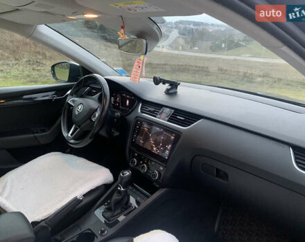 Серый Шкода Октавия, объемом двигателя 1.97 л и пробегом 290 тыс. км за 14800 $, фото 39 на Automoto.ua