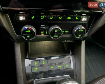 Сірий Шкода Октавія, об'ємом двигуна 1.97 л та пробігом 144 тис. км за 18700 $, фото 40 на Automoto.ua