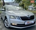 Серый Шкода Октавия, объемом двигателя 1.6 л и пробегом 210 тыс. км за 15990 $, фото 2 на Automoto.ua