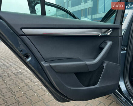 Серый Шкода Октавия, объемом двигателя 2 л и пробегом 270 тыс. км за 14500 $, фото 19 на Automoto.ua