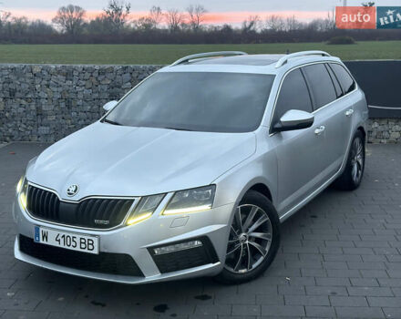 Серый Шкода Октавия, объемом двигателя 2 л и пробегом 255 тыс. км за 16900 $, фото 1 на Automoto.ua