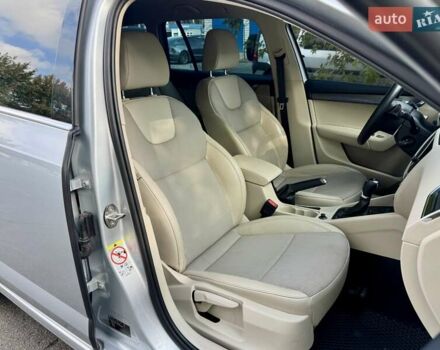 Серый Шкода Октавия, объемом двигателя 1.6 л и пробегом 210 тыс. км за 15990 $, фото 18 на Automoto.ua
