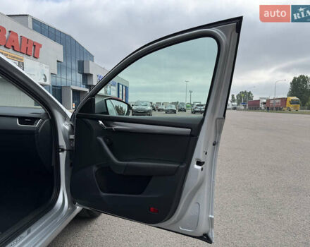 Серый Шкода Октавия, объемом двигателя 2 л и пробегом 259 тыс. км за 14970 $, фото 70 на Automoto.ua