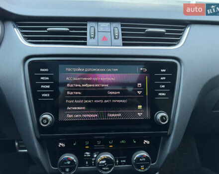 Серый Шкода Октавия, объемом двигателя 2 л и пробегом 174 тыс. км за 20500 $, фото 53 на Automoto.ua