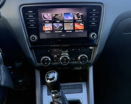 Серый Шкода Октавия, объемом двигателя 1.61 л и пробегом 230 тыс. км за 13900 $, фото 17 на Automoto.ua