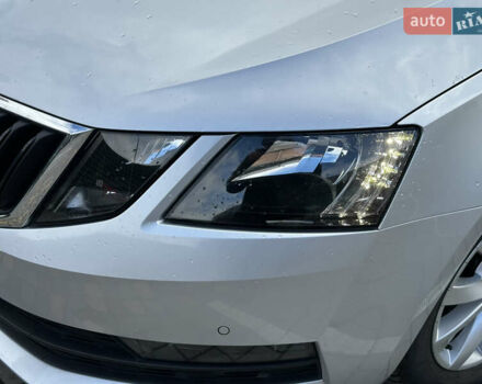 Серый Шкода Октавия, объемом двигателя 2 л и пробегом 185 тыс. км за 17500 $, фото 11 на Automoto.ua