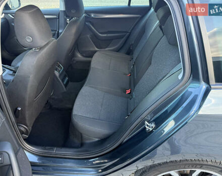 Серый Шкода Октавия, объемом двигателя 1.61 л и пробегом 230 тыс. км за 13900 $, фото 10 на Automoto.ua