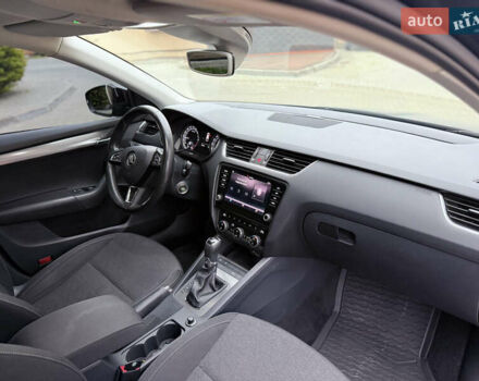 Серый Шкода Октавия, объемом двигателя 1.97 л и пробегом 283 тыс. км за 17499 $, фото 79 на Automoto.ua