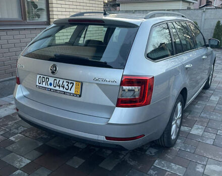 Серый Шкода Октавия, объемом двигателя 2 л и пробегом 197 тыс. км за 16500 $, фото 3 на Automoto.ua