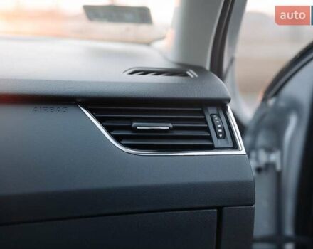 Шкода Октавия 2020 в Киеве на Automoto.ua Серый Шкода Октавия, объемом двигателя 1.97 л и пробегом 273 тыс. км за 15300 $, фото 37 на Automoto.ua