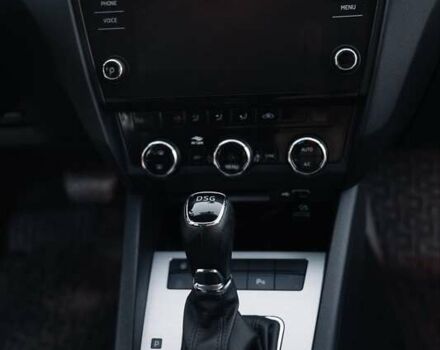 Шкода Октавия 2020 в Киеве на Automoto.ua Серый Шкода Октавия, объемом двигателя 1.97 л и пробегом 273 тыс. км за 15300 $, фото 36 на Automoto.ua
