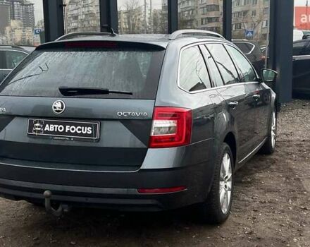 Серый Шкода Октавия, объемом двигателя 1.5 л и пробегом 255 тыс. км за 15990 $, фото 7 на Automoto.ua