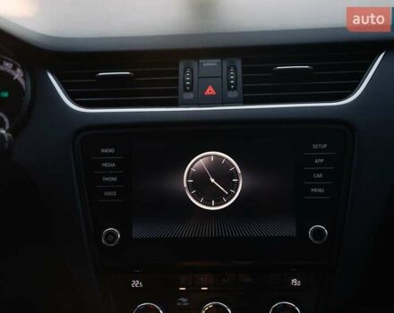Шкода Октавия 2020 в Киеве на Automoto.ua Серый Шкода Октавия, объемом двигателя 1.97 л и пробегом 273 тыс. км за 15300 $, фото 26 на Automoto.ua