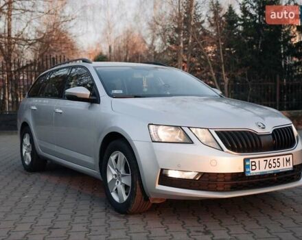 Шкода Октавия 2020 в Киеве на Automoto.ua Серый Шкода Октавия, объемом двигателя 1.97 л и пробегом 273 тыс. км за 15300 $, фото 4 на Automoto.ua
