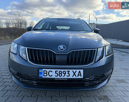 Серый Шкода Октавия, объемом двигателя 1.61 л и пробегом 230 тыс. км за 13900 $, фото 5 на Automoto.ua