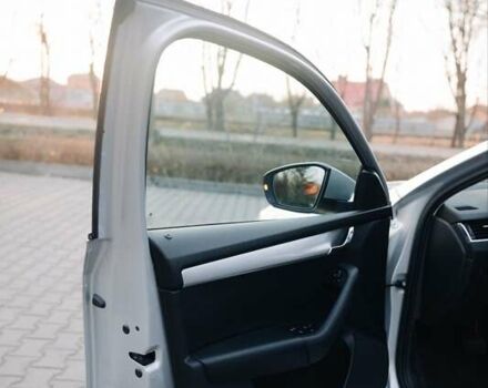 Шкода Октавия 2020 в Киеве на Automoto.ua Серый Шкода Октавия, объемом двигателя 1.97 л и пробегом 273 тыс. км за 15300 $, фото 20 на Automoto.ua