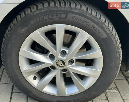 Серый Шкода Октавия, объемом двигателя 2 л и пробегом 185 тыс. км за 17500 $, фото 39 на Automoto.ua