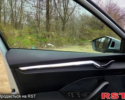 Сірий Шкода Октавія, об'ємом двигуна 2 л та пробігом 193 тис. км за 20900 $, фото 9 на Automoto.ua