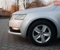 Шкода Октавия 2020 в Киеве на Automoto.ua Серый Шкода Октавия, объемом двигателя 1.97 л и пробегом 273 тыс. км за 15300 $, фото 5 на Automoto.ua