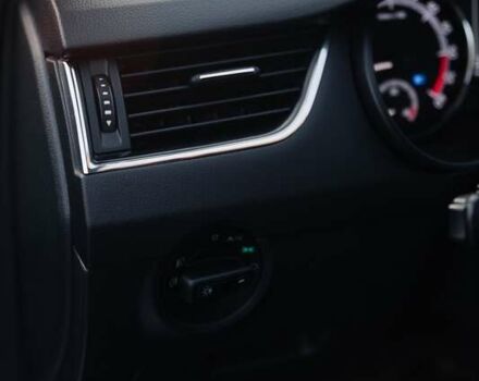 Шкода Октавия 2020 в Киеве на Automoto.ua Серый Шкода Октавия, объемом двигателя 1.97 л и пробегом 273 тыс. км за 15300 $, фото 27 на Automoto.ua