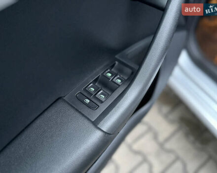 Сірий Шкода Октавія, об'ємом двигуна 1.6 л та пробігом 247 тис. км за 14200 $, фото 34 на Automoto.ua