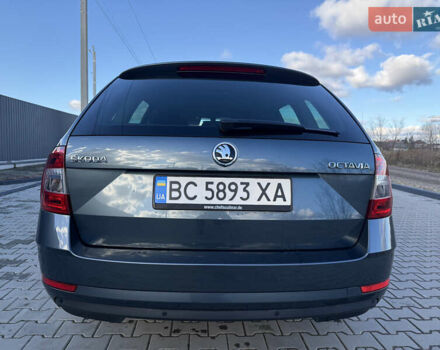 Серый Шкода Октавия, объемом двигателя 1.61 л и пробегом 230 тыс. км за 13900 $, фото 7 на Automoto.ua