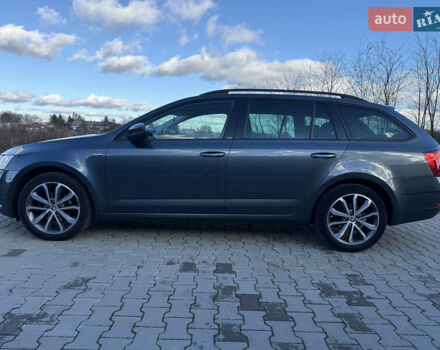 Серый Шкода Октавия, объемом двигателя 1.61 л и пробегом 230 тыс. км за 13900 $, фото 4 на Automoto.ua