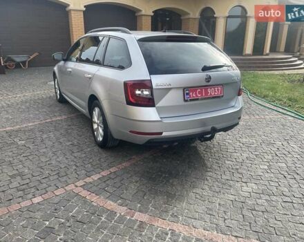Сірий Шкода Октавія, об'ємом двигуна 1.6 л та пробігом 189 тис. км за 15499 $, фото 4 на Automoto.ua