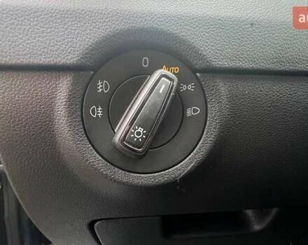 Серый Шкода Октавия, объемом двигателя 1.5 л и пробегом 255 тыс. км за 15990 $, фото 13 на Automoto.ua