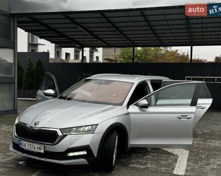 Шкода Октавія 2020 у Хмельницькому на Automoto.ua Сірий Шкода Октавія, об'ємом двигуна 1.97 л та пробігом 180 тис. км за 25800 $, фото 2 на Automoto.ua