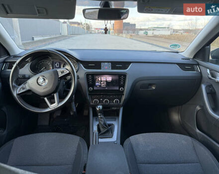 Серый Шкода Октавия, объемом двигателя 1.61 л и пробегом 230 тыс. км за 13900 $, фото 19 на Automoto.ua