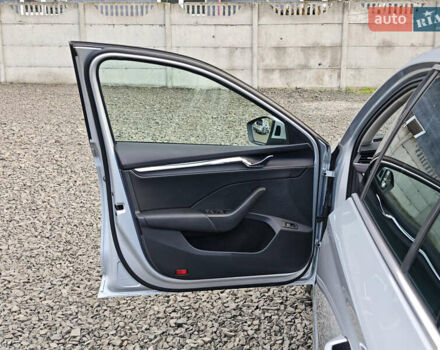 Серый Шкода Октавия, объемом двигателя 2 л и пробегом 166 тыс. км за 19900 $, фото 19 на Automoto.ua