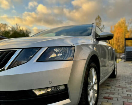 Сірий Шкода Октавія, об'ємом двигуна 1.6 л та пробігом 239 тис. км за 13950 $, фото 4 на Automoto.ua