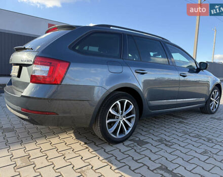 Серый Шкода Октавия, объемом двигателя 1.61 л и пробегом 230 тыс. км за 13900 $, фото 2 на Automoto.ua