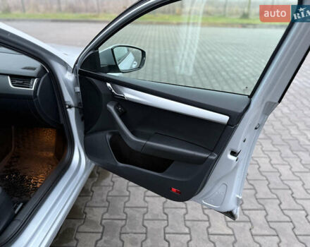 Сірий Шкода Октавія, об'ємом двигуна 1.6 л та пробігом 247 тис. км за 14200 $, фото 54 на Automoto.ua