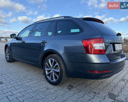 Серый Шкода Октавия, объемом двигателя 1.61 л и пробегом 230 тыс. км за 13900 $, фото 3 на Automoto.ua