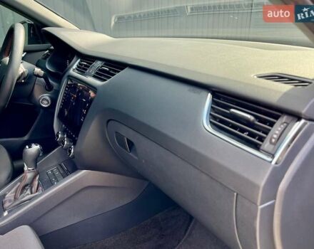 Шкода Октавия 2020 в Киеве на Automoto.ua Серый Шкода Октавия, объемом двигателя 1.98 л и пробегом 121 тыс. км за 24900 $, фото 51 на Automoto.ua