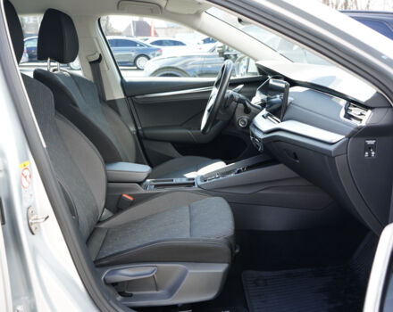 Шкода Октавія 2020 у Житомирі на Automoto.ua Сірий Шкода Октавія, об'ємом двигуна 1.4 л та пробігом 58 тис. км за 22999 $, фото 6 на Automoto.ua