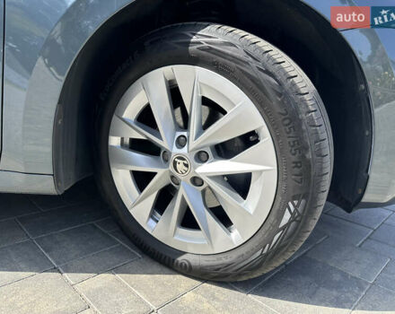 Шкода Октавія 2021 у Луцьку на Automoto.ua Сірий Шкода Октавія, об'ємом двигуна 2 л та пробігом 205 тис. км за 20900 $, фото 89 на Automoto.ua