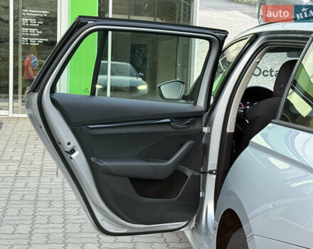 Серый Шкода Октавия, объемом двигателя 2 л и пробегом 278 тыс. км за 16700 $, фото 14 на Automoto.ua