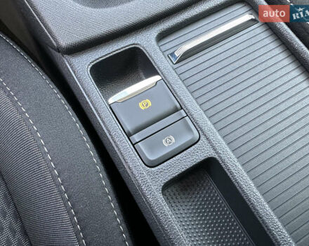 Шкода Октавія 2021 у Луцьку на Automoto.ua Сірий Шкода Октавія, об'ємом двигуна 2 л та пробігом 205 тис. км за 20900 $, фото 83 на Automoto.ua