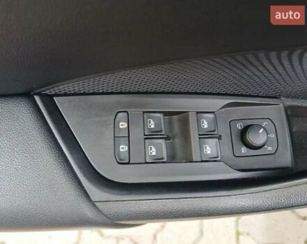 Серый Шкода Октавия, объемом двигателя 2 л и пробегом 202 тыс. км за 21999 $, фото 43 на Automoto.ua