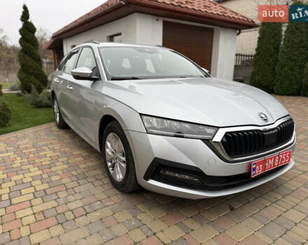 Серый Шкода Октавия, объемом двигателя 2 л и пробегом 247 тыс. км за 22222 $, фото 2 на Automoto.ua