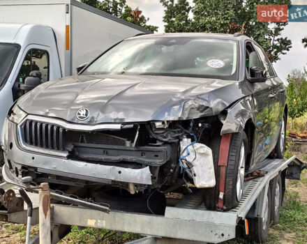 Сірий Шкода Октавія, об'ємом двигуна 1.97 л та пробігом 60 тис. км за 12858 $, фото 8 на Automoto.ua